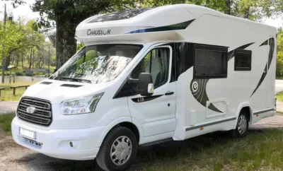 (Dept 37) Chausson Welcome 610. Profilé 4 places carte grise et couchages