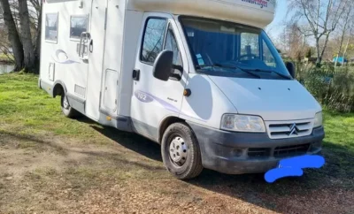 (Dept 72) Challenger 102 . profilé 4 places carte grise et 4 couchages