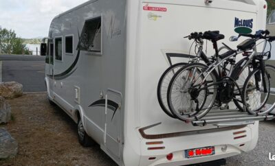 (dept 31) MC LOUIS NEVIS 878 . Intégral 4 places avec lit central et lit de pavillon.