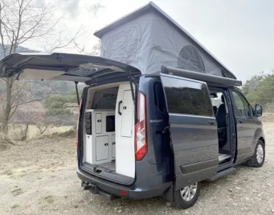 (Dept 26) Ford Nugget Westfalia. Van aménagé 5 places carte grise et 4 places couchages