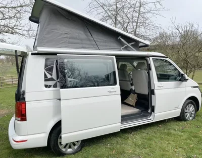 (Dept 69) Wolkswagen T6 Wesfalia. Van aménagé 4 places carte grise et couchage