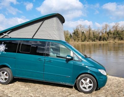 (Dept 49) Mercedes Wesfalia. Van aménagé 4 places carte grise et couchages