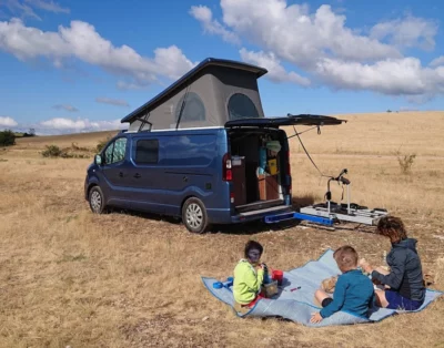 (Dept 12) Renault Trafic L2H1 boite auto. van aménagé 4 places